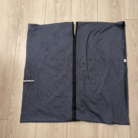 Lululemon Vinyasa Wrap Scarf One Size Gray - Picture 2 of 11